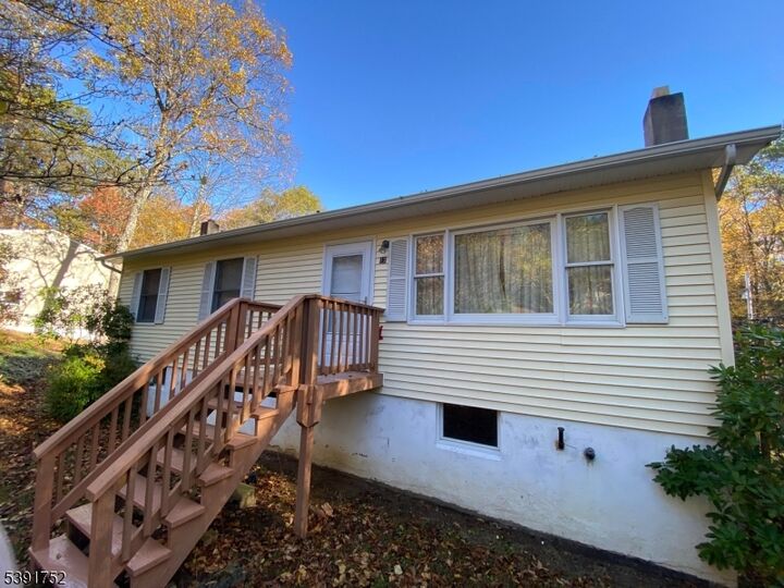 13 Glen Rd N  Vernon Twp. NJ 07422 photo