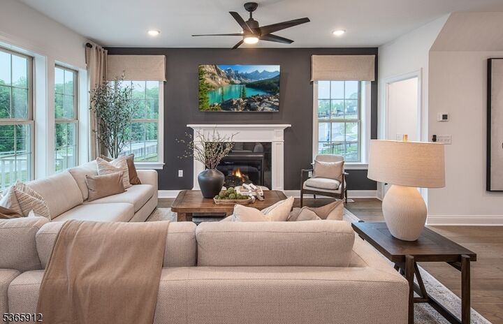 Property Photo:  23 Wadsworth Drive 6  NJ 07834 