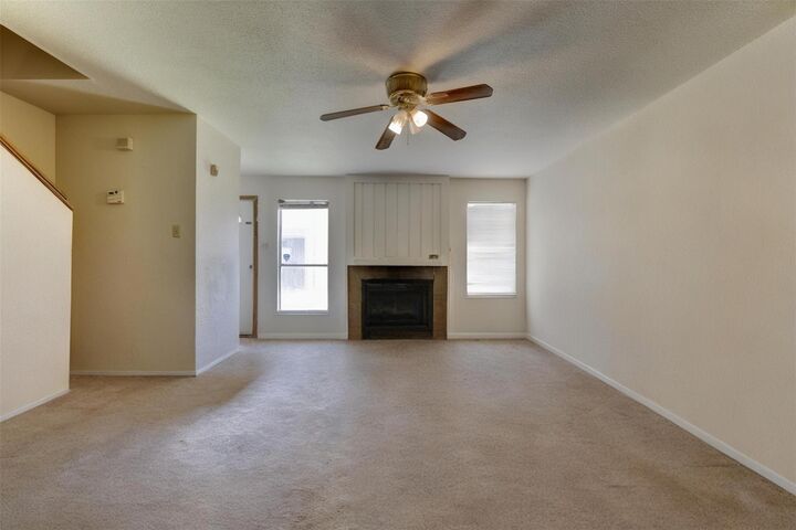 Property Photo: 3901 Woodchase Drive 59 TX 77042