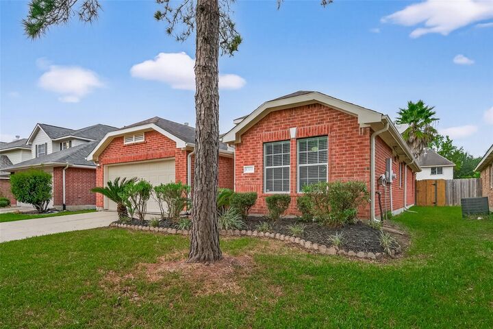 Property Photo: 13211 Barton Meadow Lane TX 77583