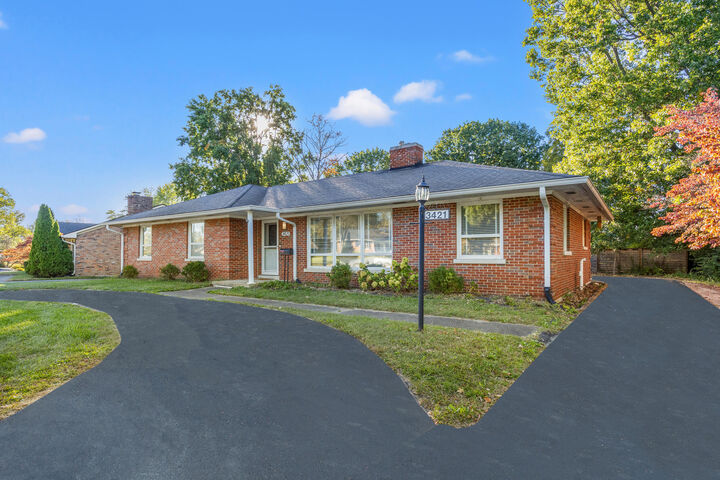 Property Photo:  3421 Lansdowne Drive  KY 40502