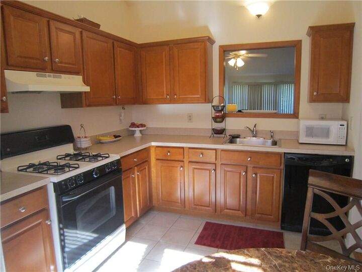 Property Photo: 135 West Nyack Road 18 NY 10954