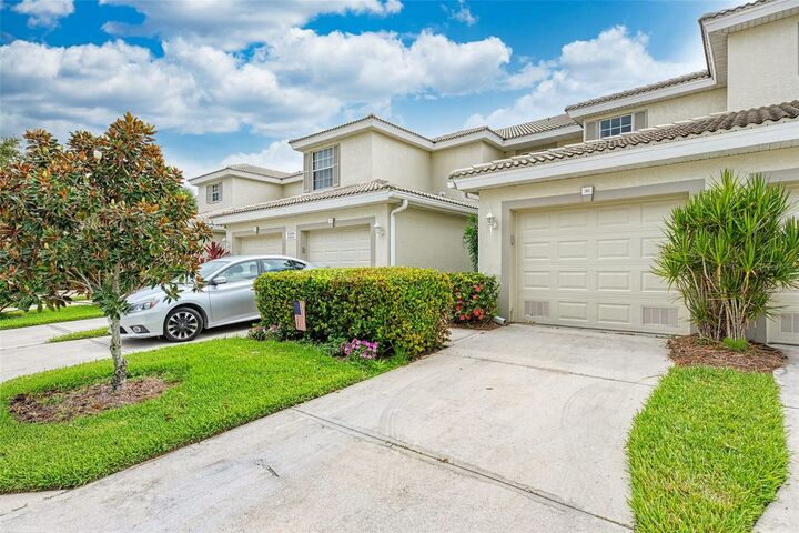 Property Photo: 3322 Grand Vista Court 203 FL 33953