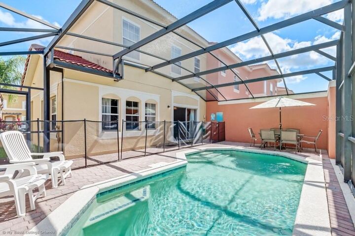 Property Photo:  4732 Vero Beach Place  FL 34746 
