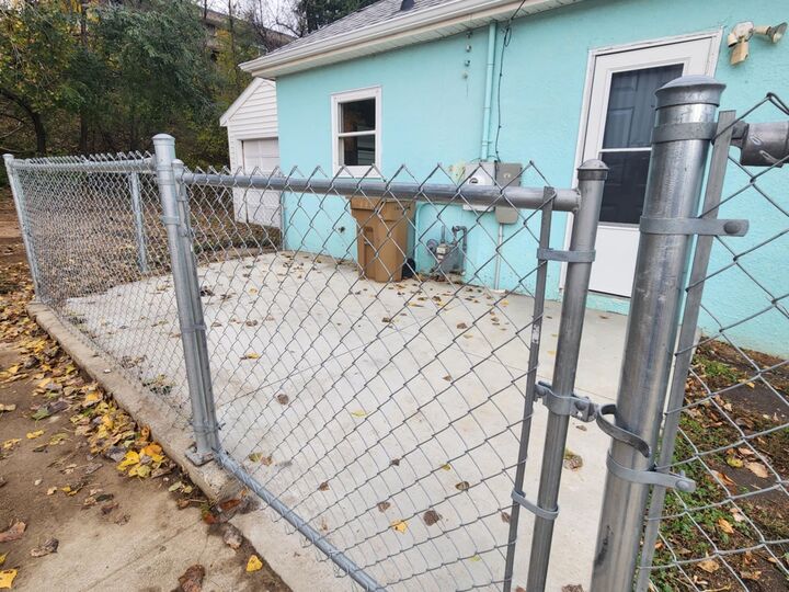 Property Photo:  516 SW Summit  ND 58701-9999