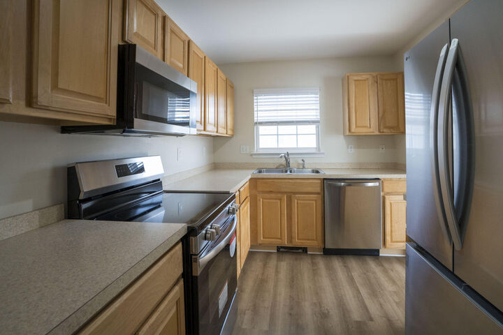 Property Photo: 16702 Dover Drive MI 48168