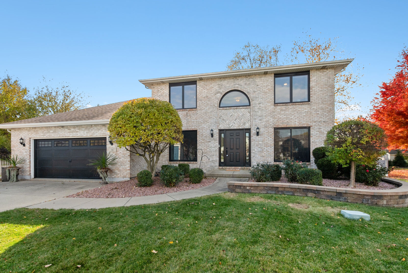 Property Photo: 317 Francis Court IL 60442