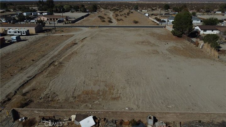 Property Photo: 112 E/Cor Avenue CA 93543