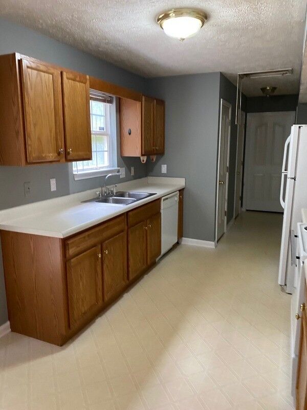Property Photo:  2812 Roscommon Drive  TN 37128