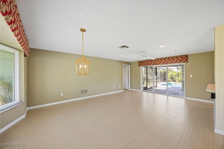 Property Photo: 9757 Berkshire Street FL 34109
