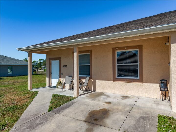 Property Photo:  4786-4788 Jordan Avenue  FL 33973 