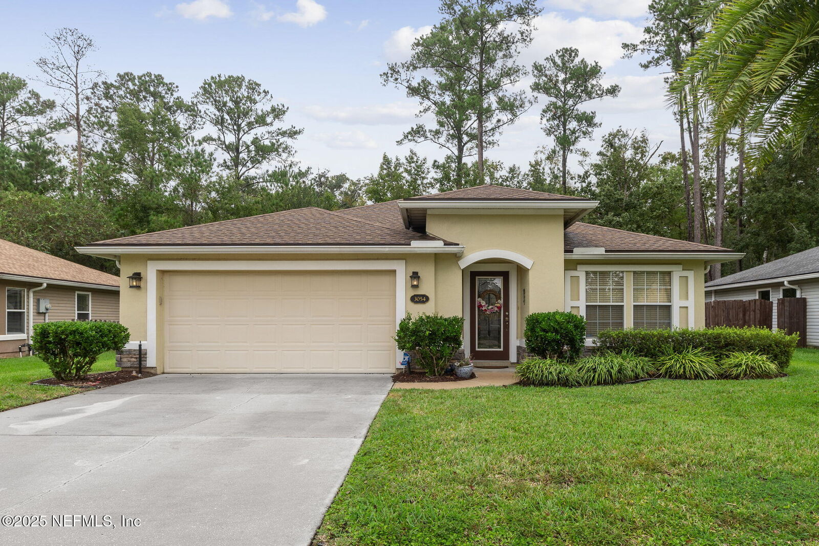 Property Photo:  3054 Bent Bow Lane  FL 32068