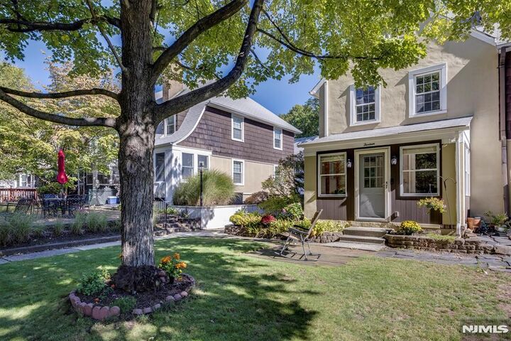 13 Reading Terrace  Fair Lawn NJ 07410 photo