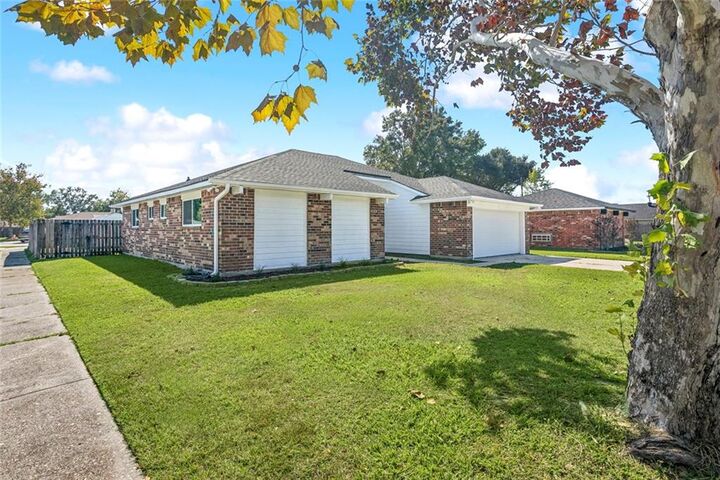 Property Photo: 109 Meredith Drive LA 70458