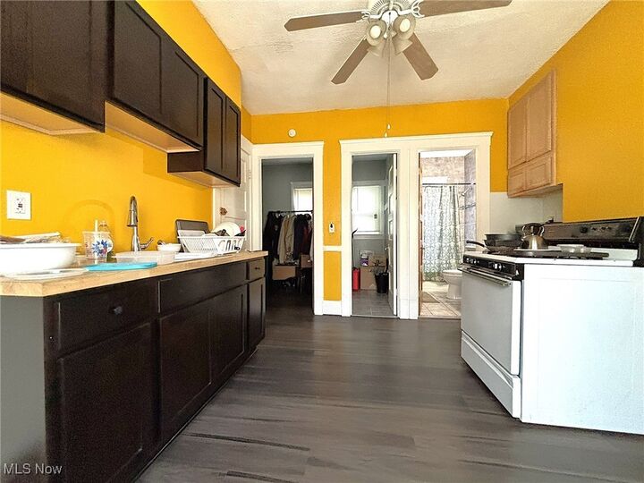 Property Photo: 5108 Hamm Avenue OH 44127