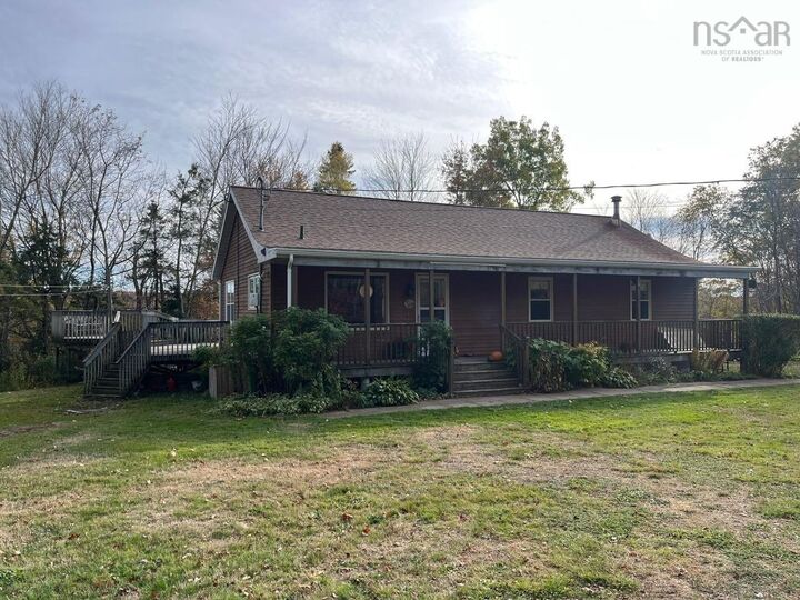 Property Photo:  33 Kirk Road  NS B0N 1C0 