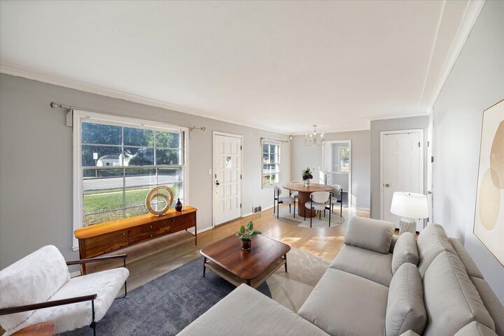 Property Photo:  1445 Larpenteur Avenue W  MN 55113 