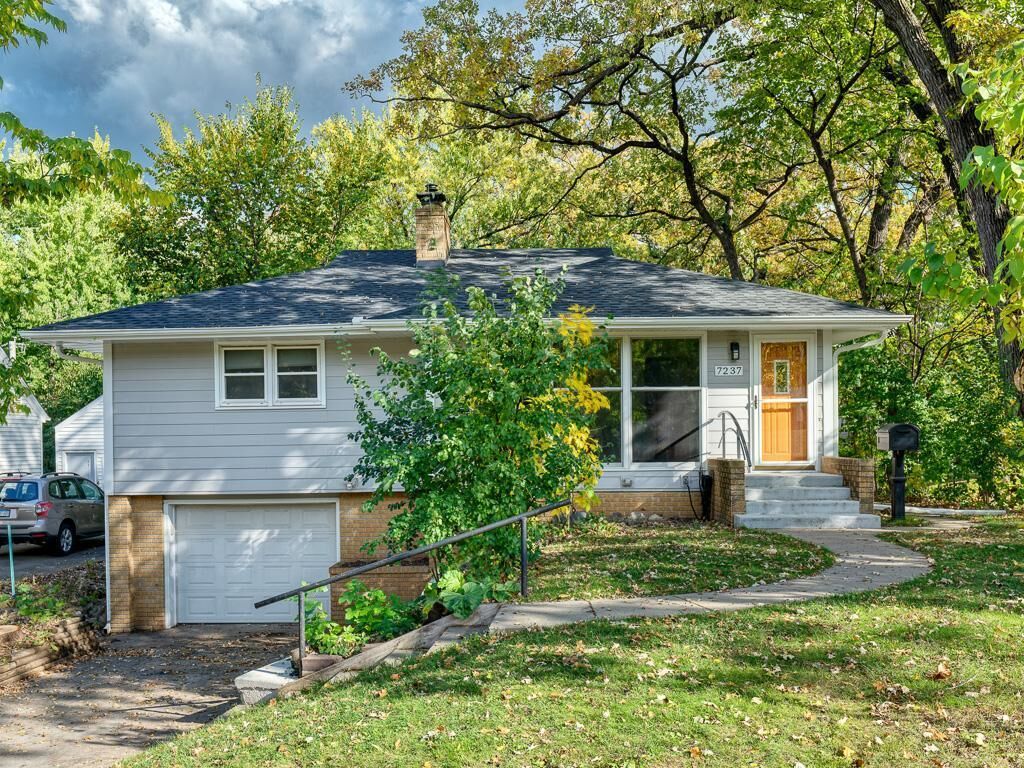 Property Photo: 7237 Aldrich Avenue S MN 55423