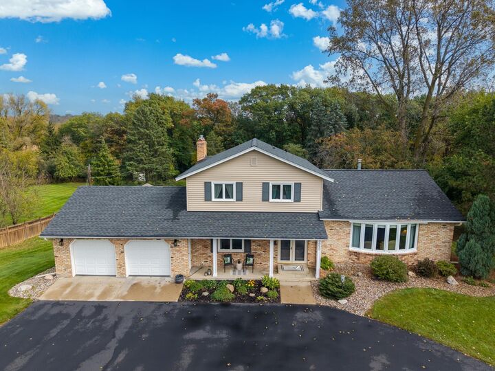 3650 Knoll Ridge Drive  Eagan MN 55122 photo