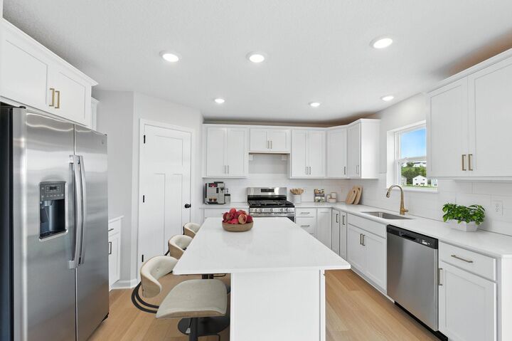 Property Photo:  10467 Glenbrook Avenue S  MN 55016 