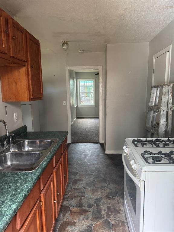 Property Photo: 621 W 67th Street LA 71106