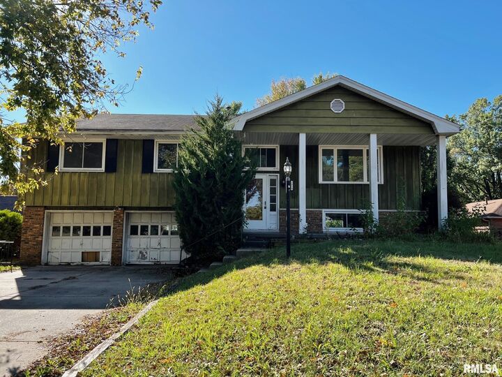 2824 W Rohmann Avenue  West Peoria IL 61604 photo