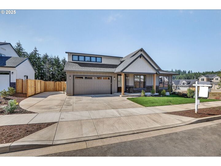 Property Photo:  105 Wild Duck Run NE  OR 97381 