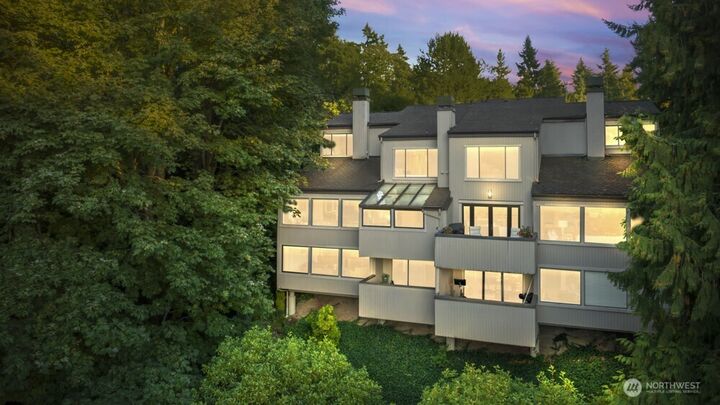 Property Photo:  4617  103rd Lane NE  WA 98033 