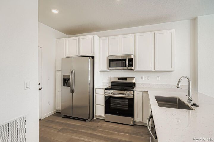 Property Photo:  6779 Parterre Parkway N 3  CO 80602 