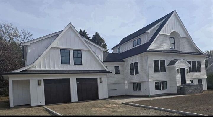 84 Allston Avenue  Middletown RI 02842 photo