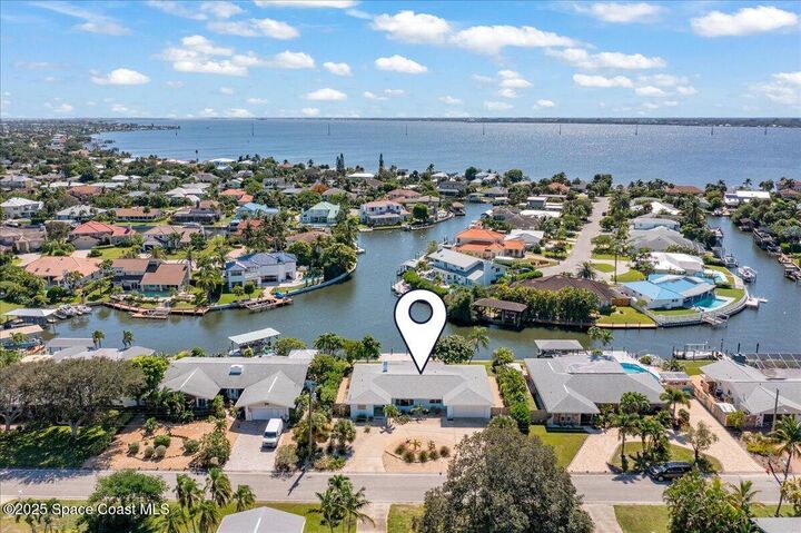 Property Photo:  407 Driftwood Avenue  FL 32951 