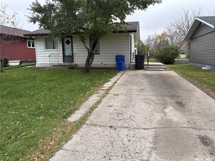 Property Photo: 230 Prothero Avenue E SK S0A 0M0