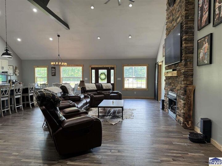 Property Photo: 25583 E US Hwy 40 IL 62423