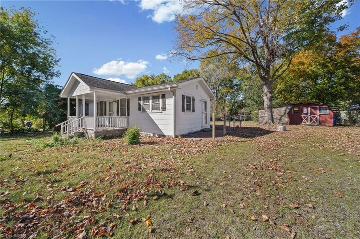 Property Photo:  704 Coolidge Street  NC 27055 