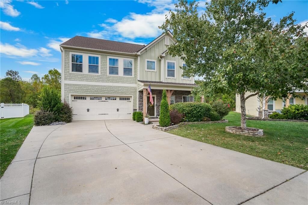 Property Photo: 2350 Birch View Drive NC 27265