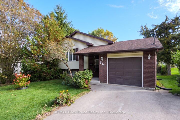 Property Photo: 349 Taylor Street ON N0H 2T0
