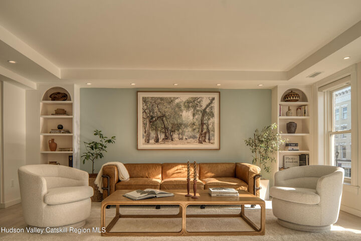 Property Photo:  522 Warren  NY 12534 