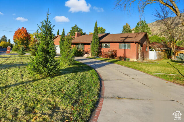 Property Photo:  1044 N 1600 E  UT 84341 