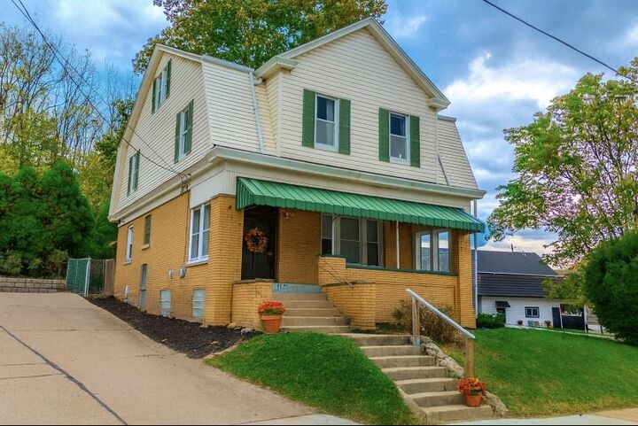 247 E College Street  Canonsburg PA 15317 photo