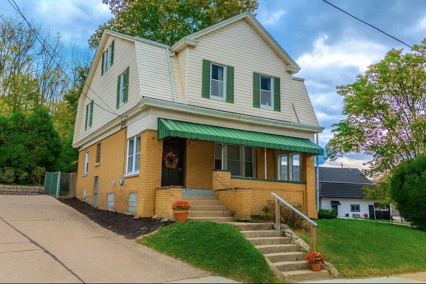 Property Photo:  247 E College Street  PA 15317 