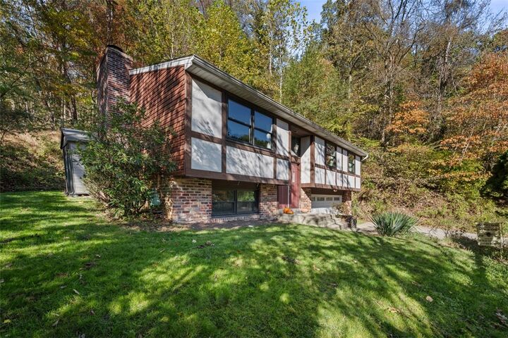Property Photo: 103 Buckhill Rd PA 15237
