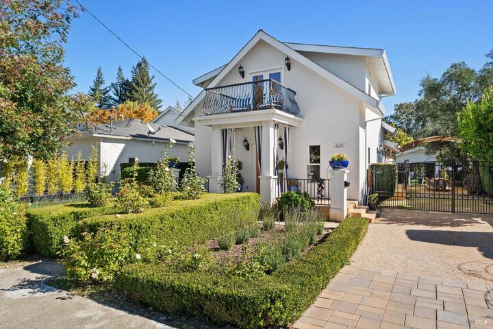 620 Brown Street  Healdsburg CA 95448 photo