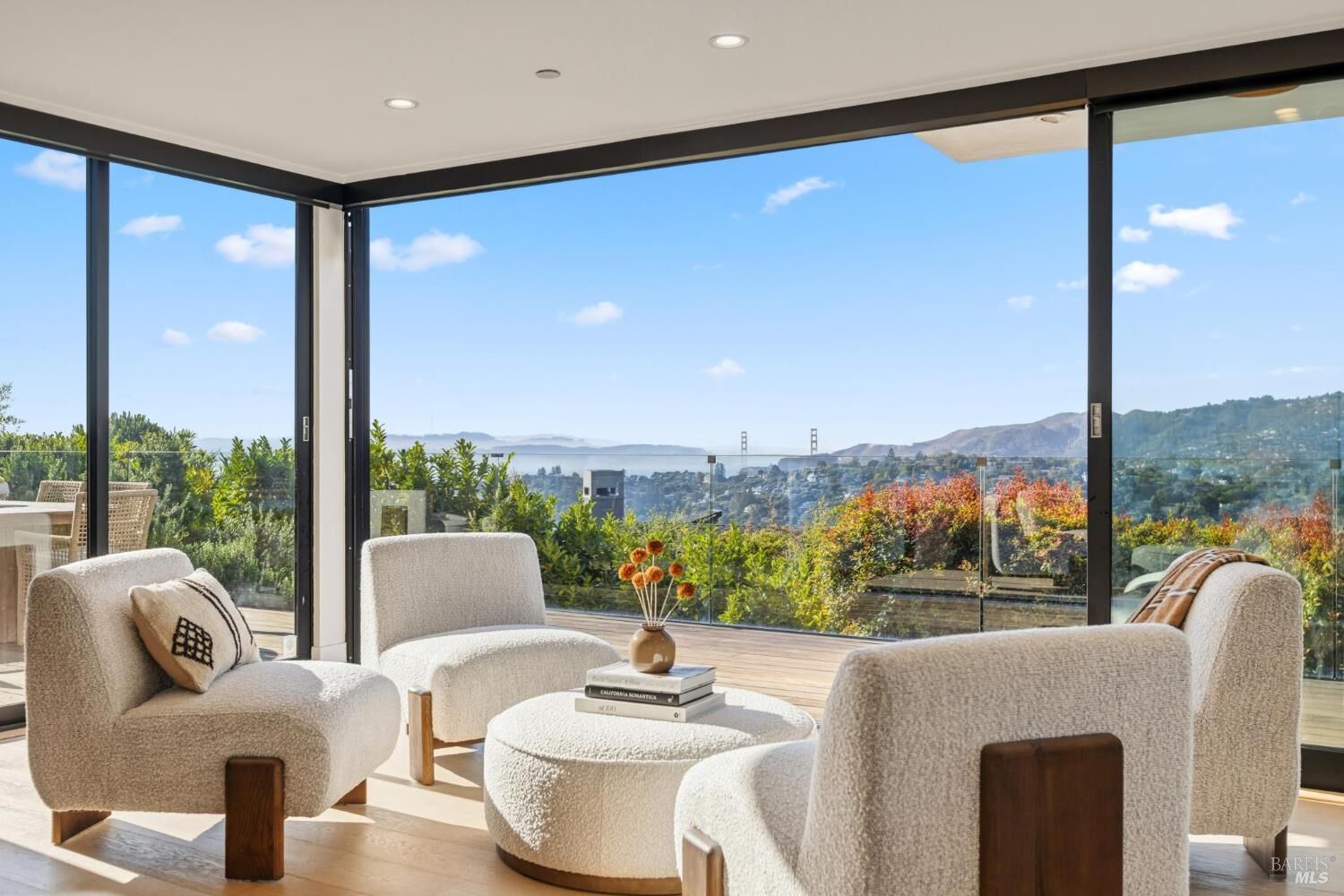 Property Photo:  2 Audrey Court  CA 94920