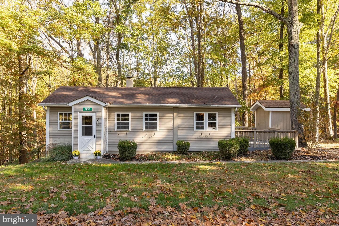Property Photo: 387 Laurel Lane VA 20135