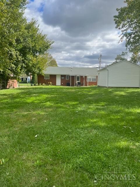 Property Photo: 4633 Summerside Road OH 45244