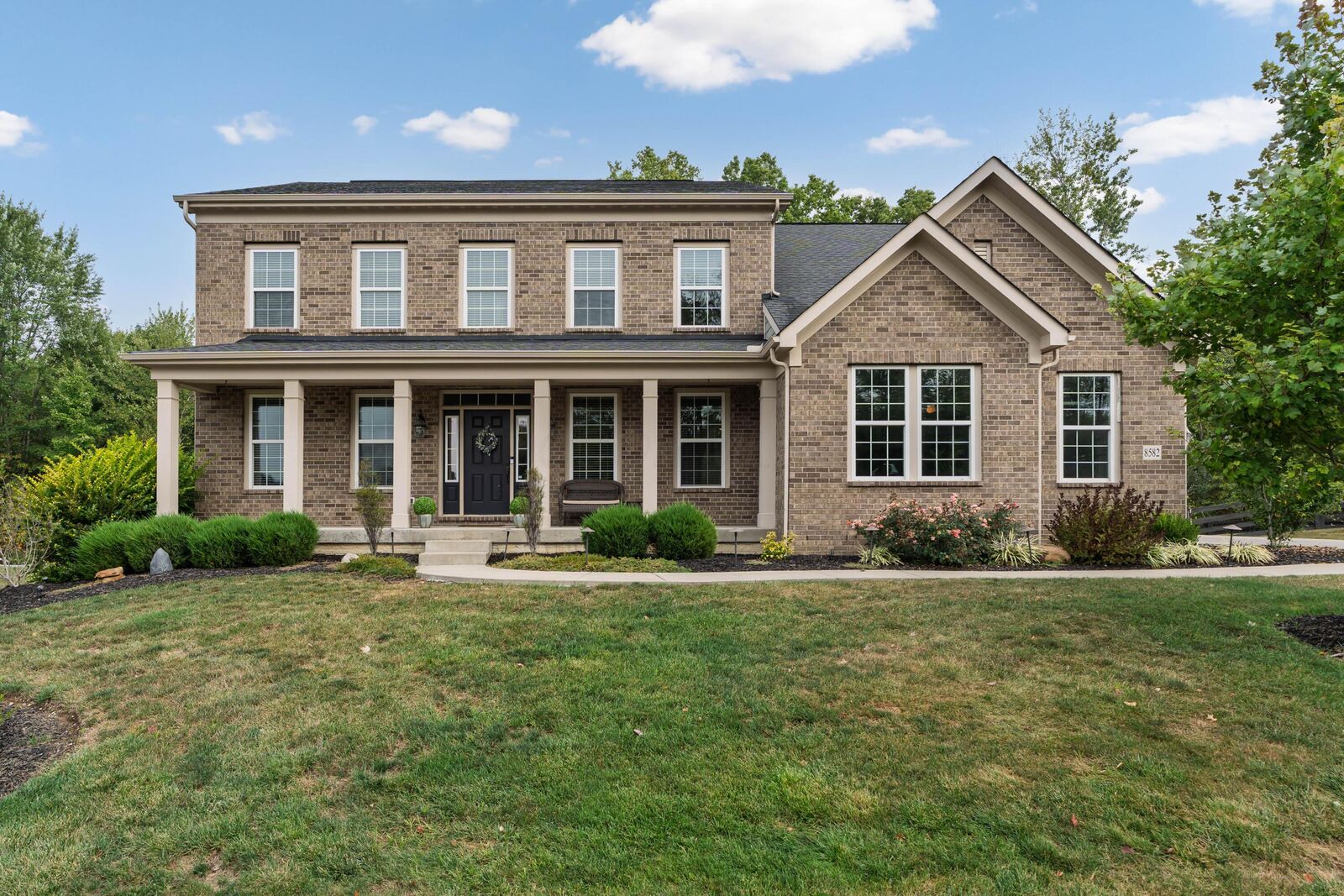 Property Photo: 8582 Paddock Trail OH 43004