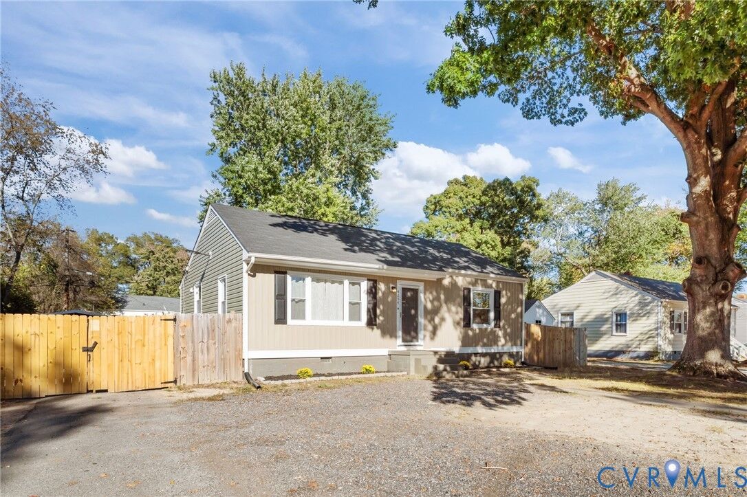 Property Photo:  4254 N Kinsley Avenue  VA 23224 