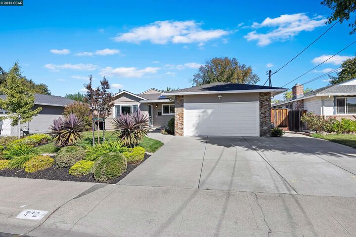 Property Photo: 928 Flint Ave CA 94518