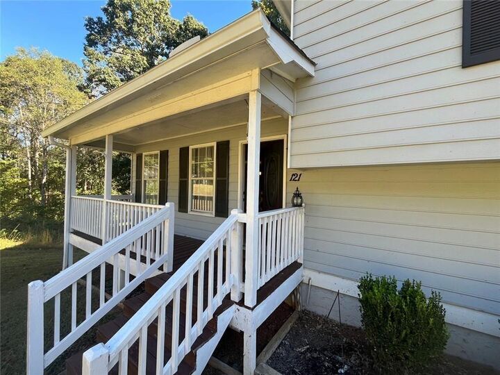 Property Photo: 121 Brooke Drive GA 30157