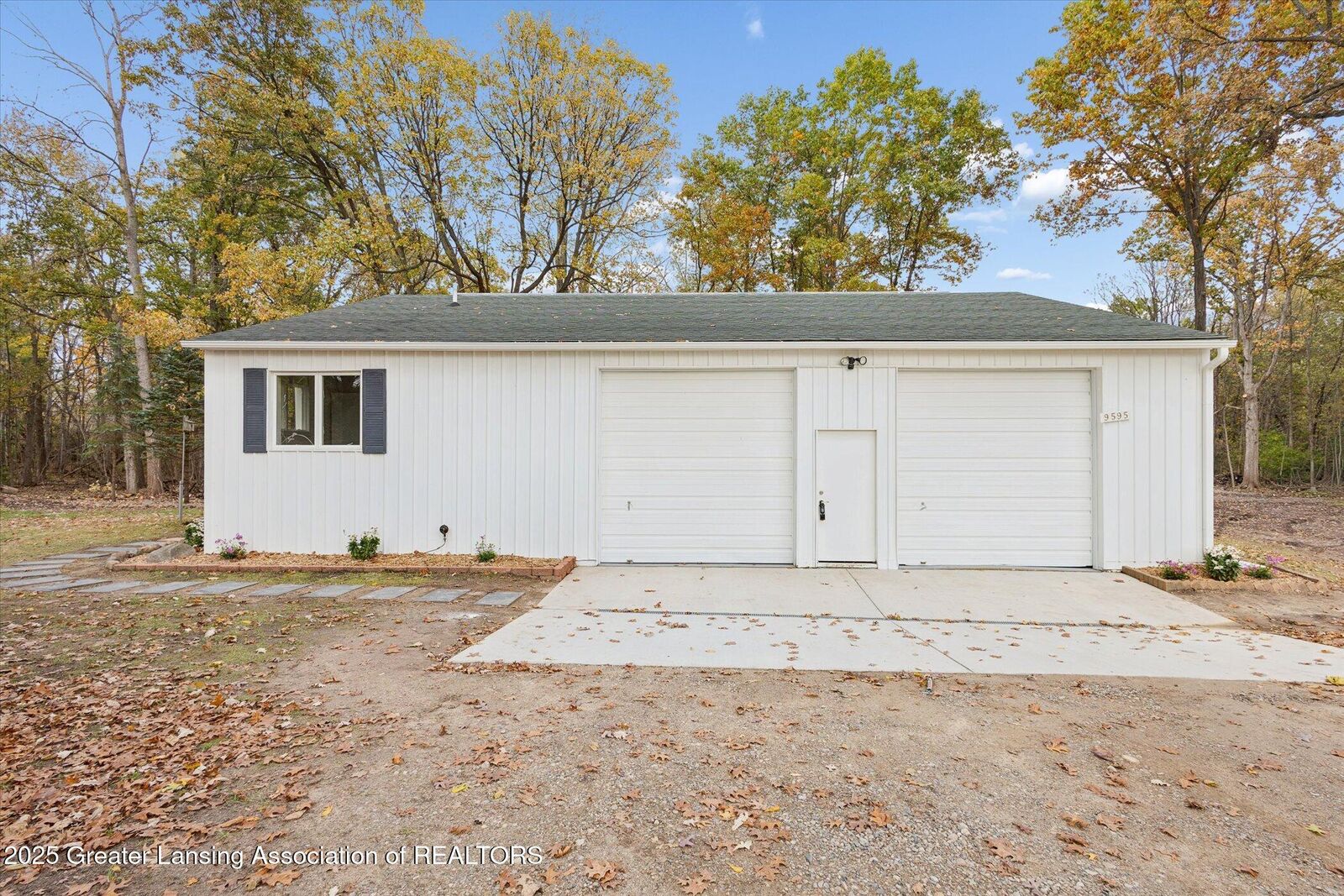 Property Photo: 9565 State Road MI 48840